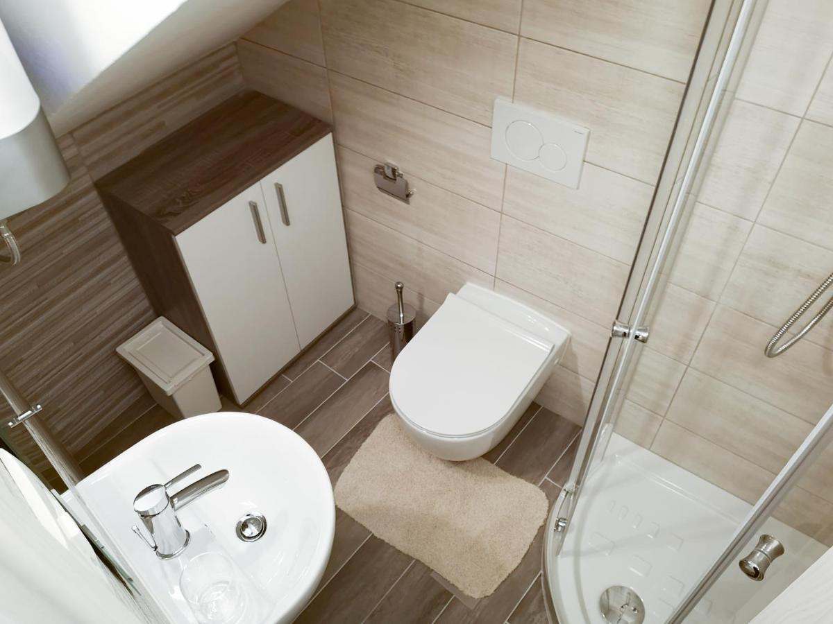 Korala Apartments 皮兰 外观 照片